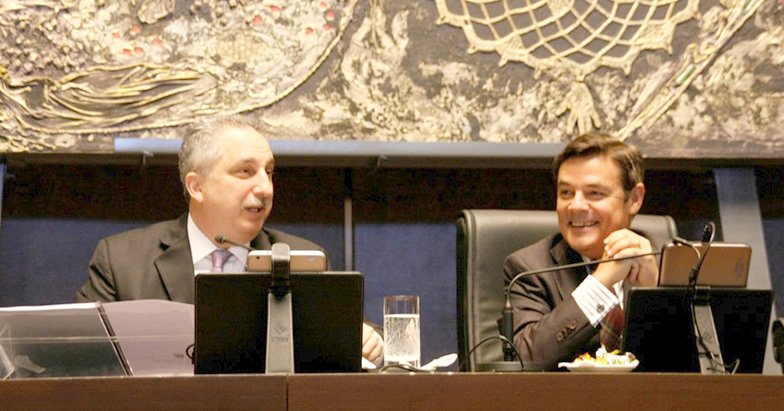 Con el discurso del gobernador, la Legislatura inició un nuevo período de sesiones crovira source 827 30109cara