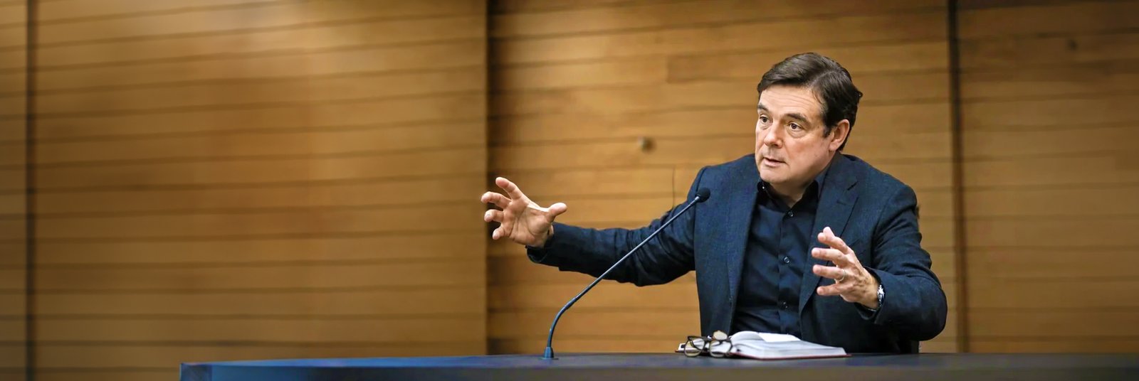 Carlos Eduardo Rovira